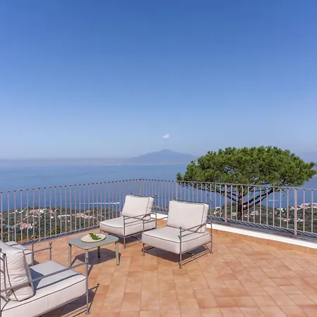 Giulia Boutique Views Pool And Guest Services Villa Sorrento