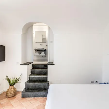 Villa Giulia Boutique Views Pool And Guest Services Sorrento
