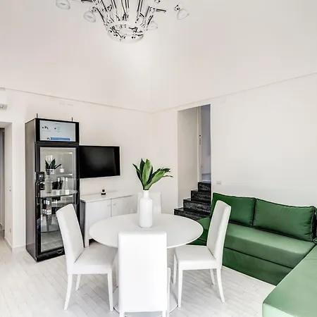 Giulia Boutique Views Pool And Guest Services * Sorrento
